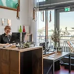 Hotel Staycity Centre 4*