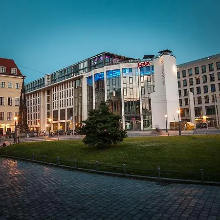 Staycity Centre 4*