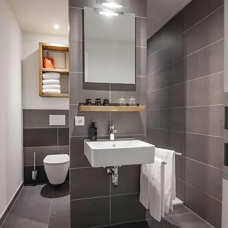 Aparthotel Staycity Centre