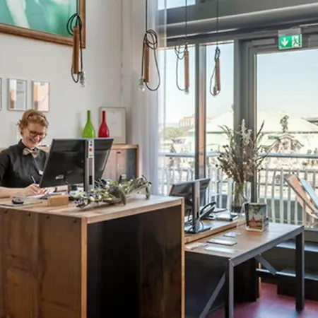 Appart hôtel Staycity Centre 4*