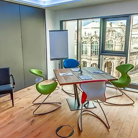 Staycity Centre 4* Dresde