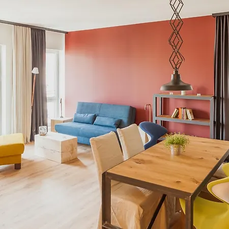 Aparthotel Staycity Centre