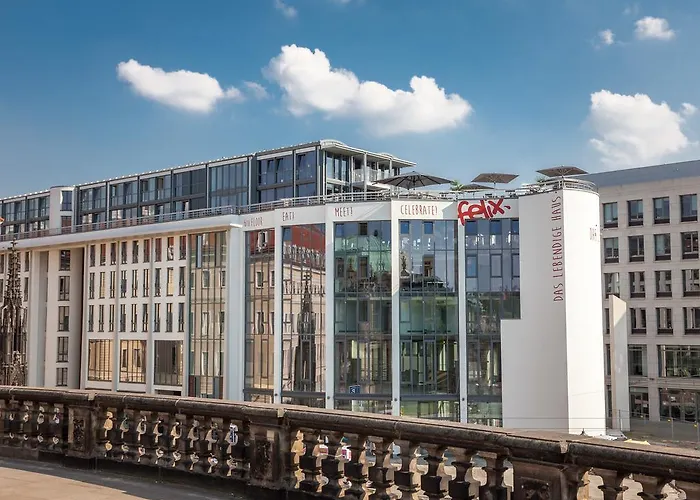 Staycity Centre Hotel