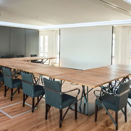 Staycity Centre 4* 드레스덴