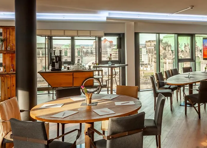 Staycity Centre Szálloda 4*